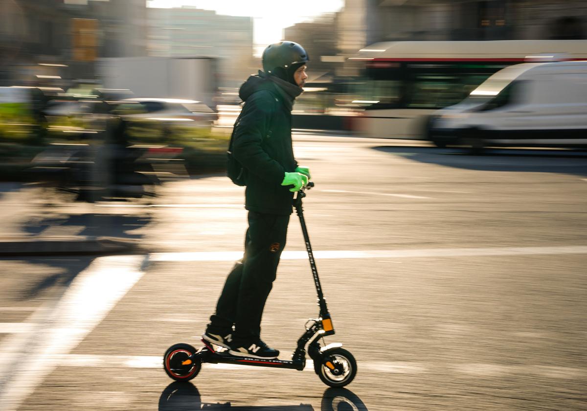 Cómo poner a punto tu patinete eléctrico para el verano