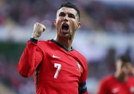 Cristiano Ronaldo celebra un gol con Portugal días antes de la Eurocopa