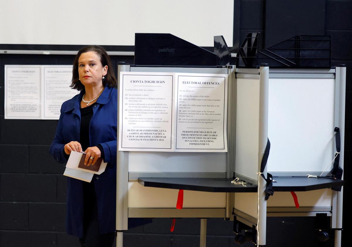 La presidenta del Sinn Féin, Mary Lou McDonald, al votar el pasado viernes en Dublín en las elecciones europeas.