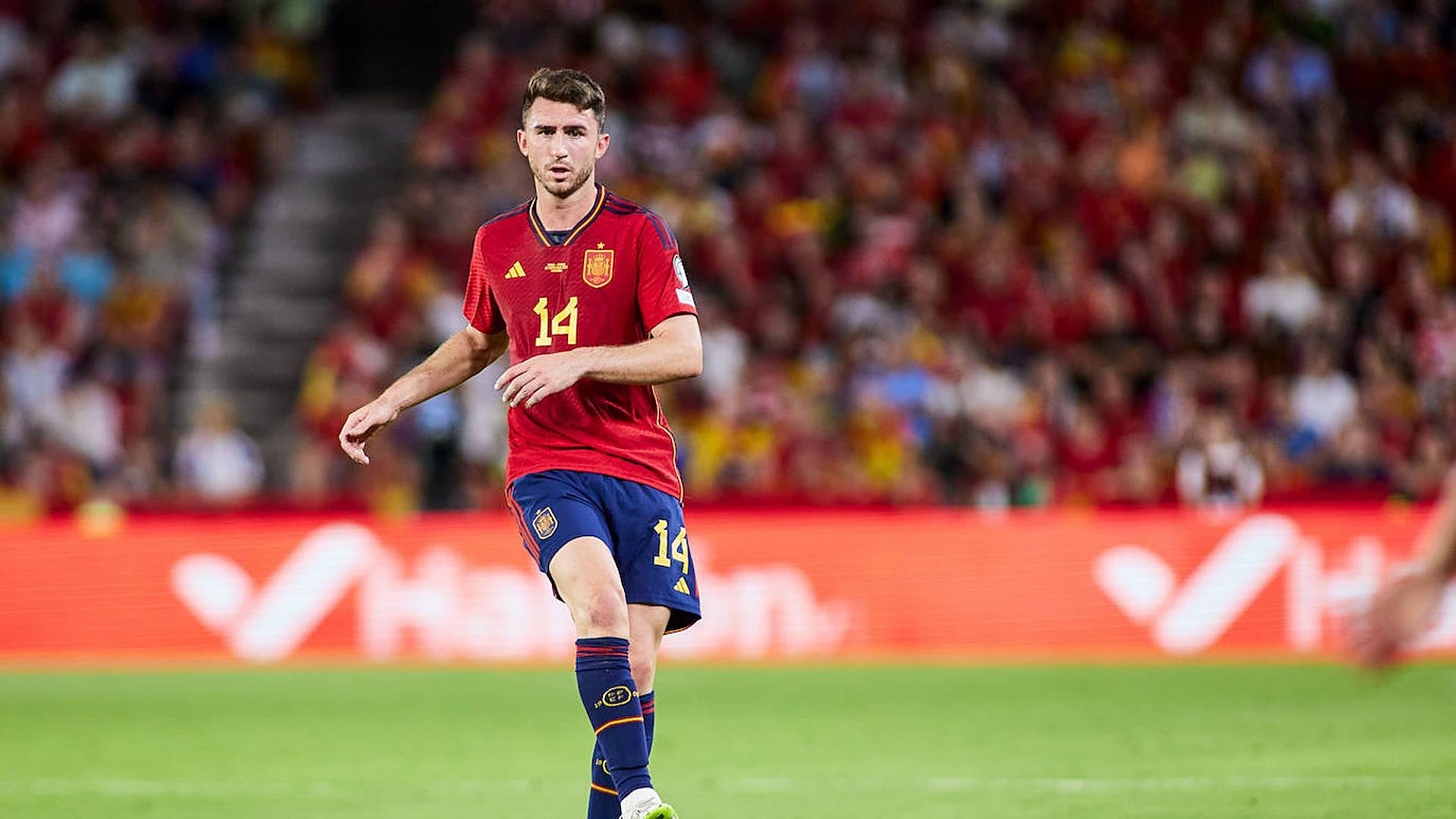 Laporte alçakta ve Nacho'ya kapıyı açıyor