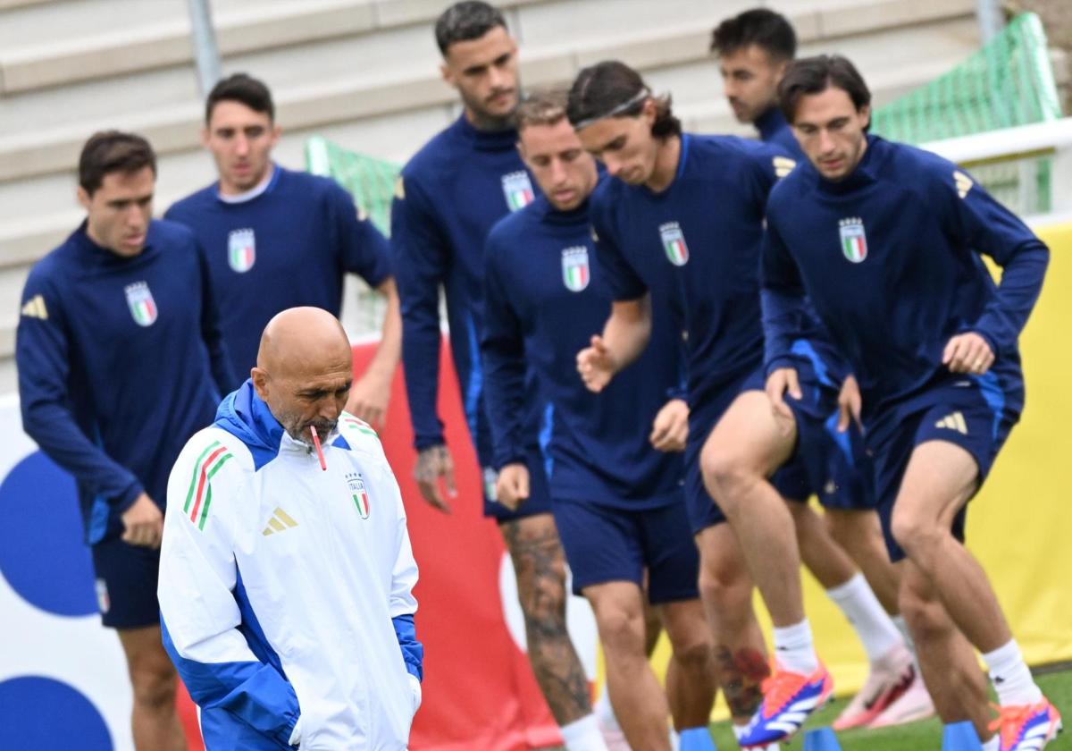 La selección italiana prepara su debut en la Eurocopa.