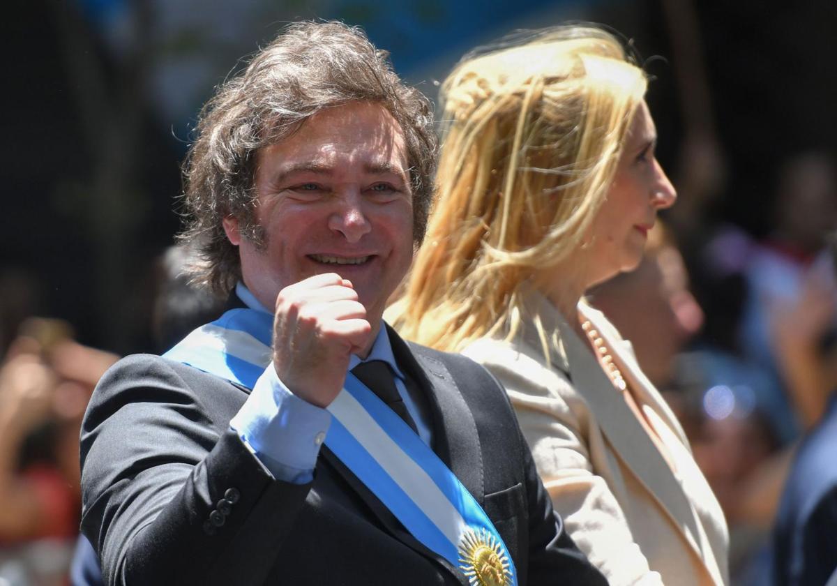 Milei, junto a su hermana, durante la ceremonia de toma de posesión.