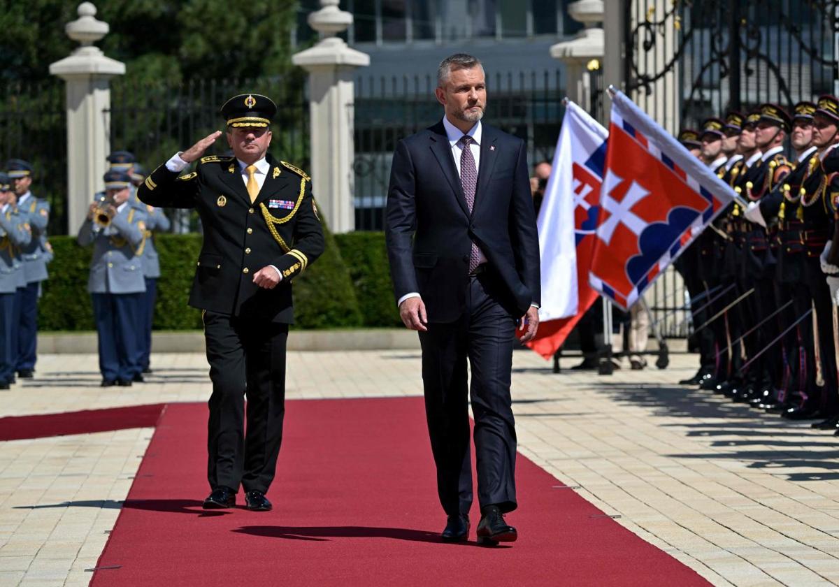 Peter Pellegrini, tras prestar juramento este sábado como presidente de Eslovaquia.