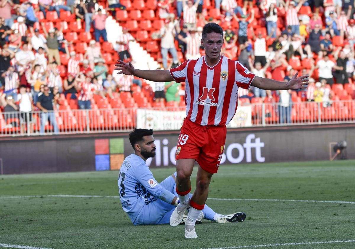 Sergio Arribas en un partido con la UD. Almería.