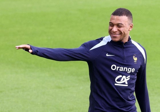 Kylian Mbappé, preparando el debut de Francia en la Eurocopa 2024.