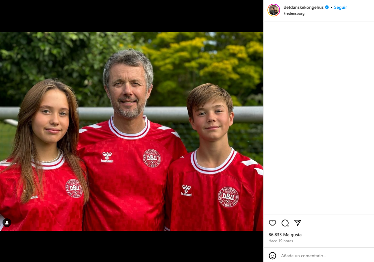 Federico de Dinamarca junto a sus dos hijos pequeños, los mellizos Vincent y Josephine, en Instagram.