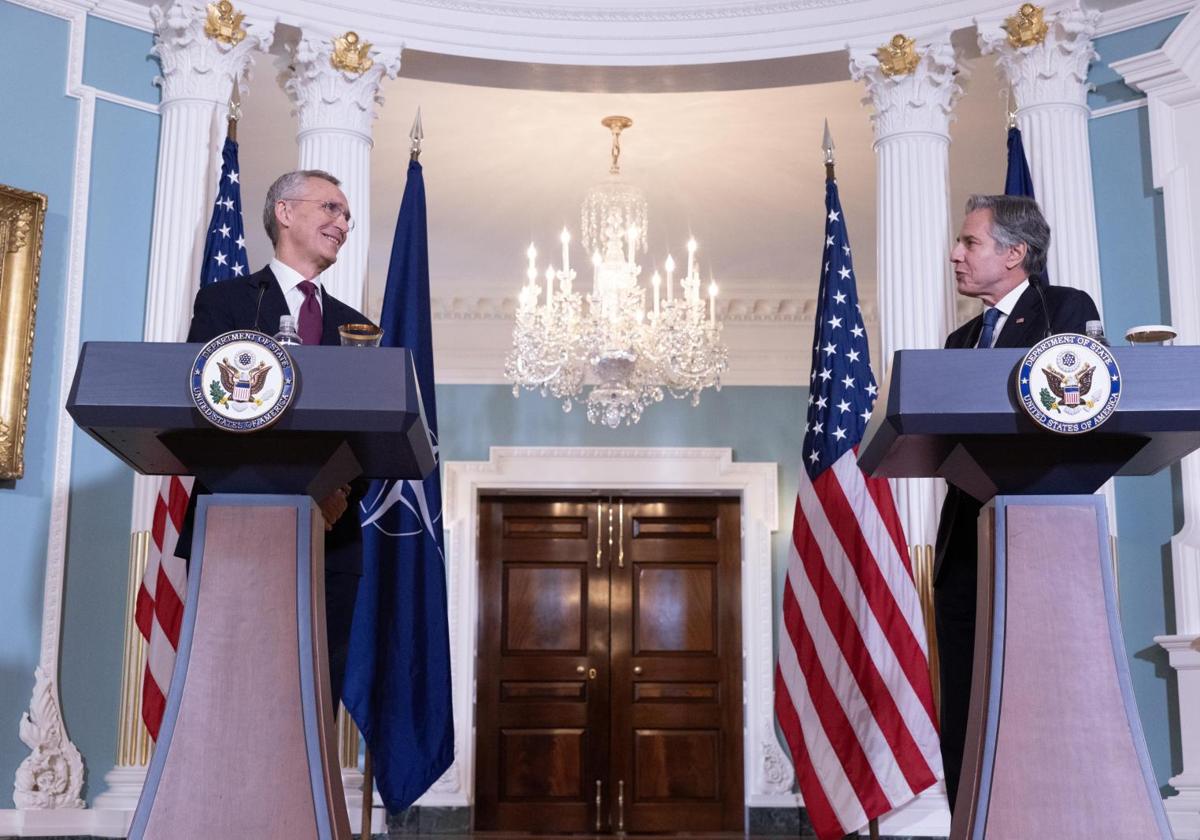 El secretario de Estado de EE UU, Antony Blinken, y el jefe de la Alianza, Jens Stoltenberg, durante su reunión de este martes en Washington.