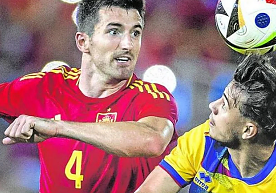 Dani Vivian espera su oportunidad para debutar en la Eurocopa.