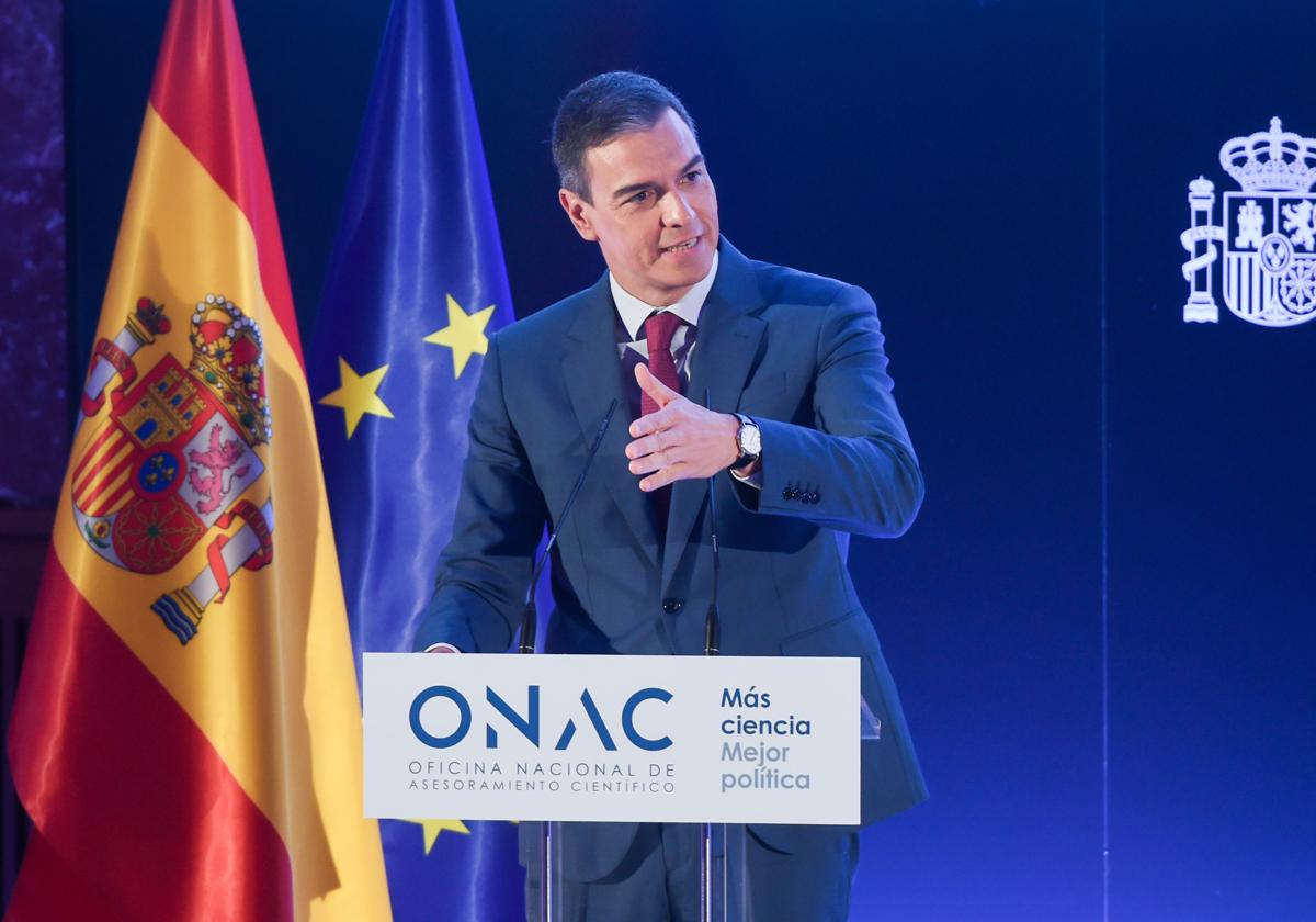 El presidente del Gobierno, Pedro Sánchez, interviene en la presentación de la Oficina Nacional de Asesoramiento Científico (ONAC), en la sede central del CSIC