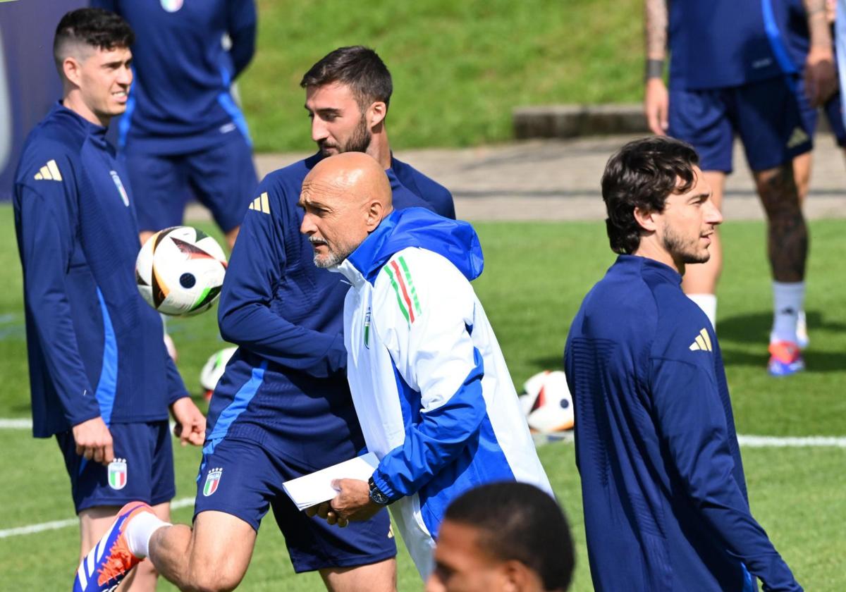 Luciano Spalletti, durante un entrenamiento con la selección italiana en Alemania.