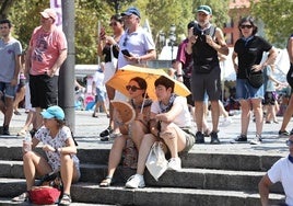 Un grupo de turistas en Bilbao.