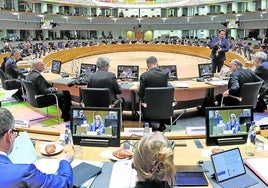 Imagen de una reunión de ministros de Finanzas de la UE en el Consejo Europeo.