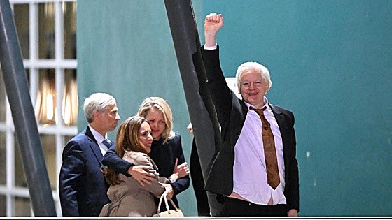 Assange regresa a Australia como un «hombre libre»