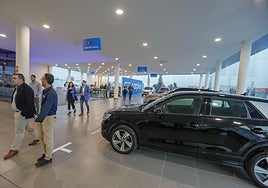 Inauguración del concesionario Carplus en Sevilla.