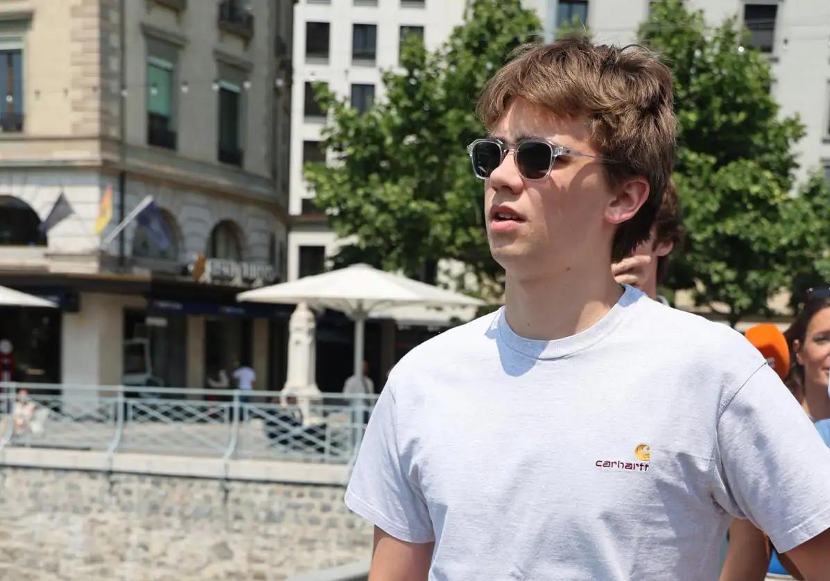 Miguel Urdangarín disfruta de Madrid junto a Olympia, una estudiante venezolana