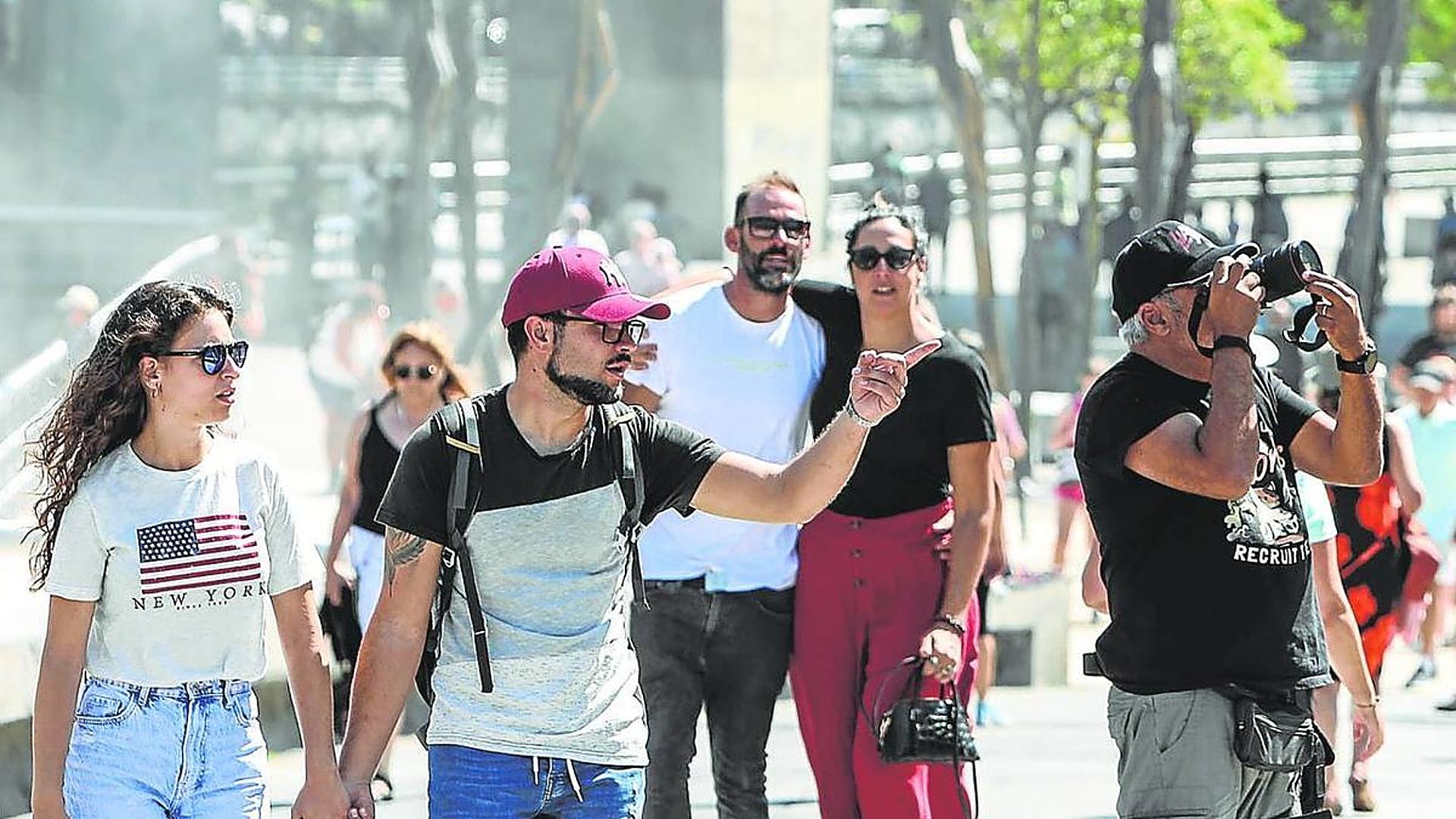 İspanya mayıs ayına kadar turist sayısını 33 milyonu aştı
