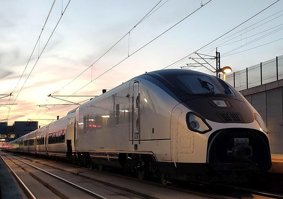 Uno de los trenes Avril fabricados por Talgo.