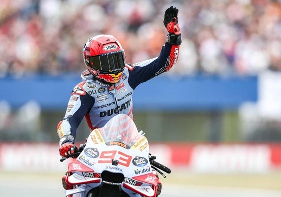 Marc Márquez, a bordo de su Ducati en Assen.