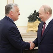 Orbán lanza un órdago a la UE al viajar a Moscú y visitar contra pronóstico a Putin