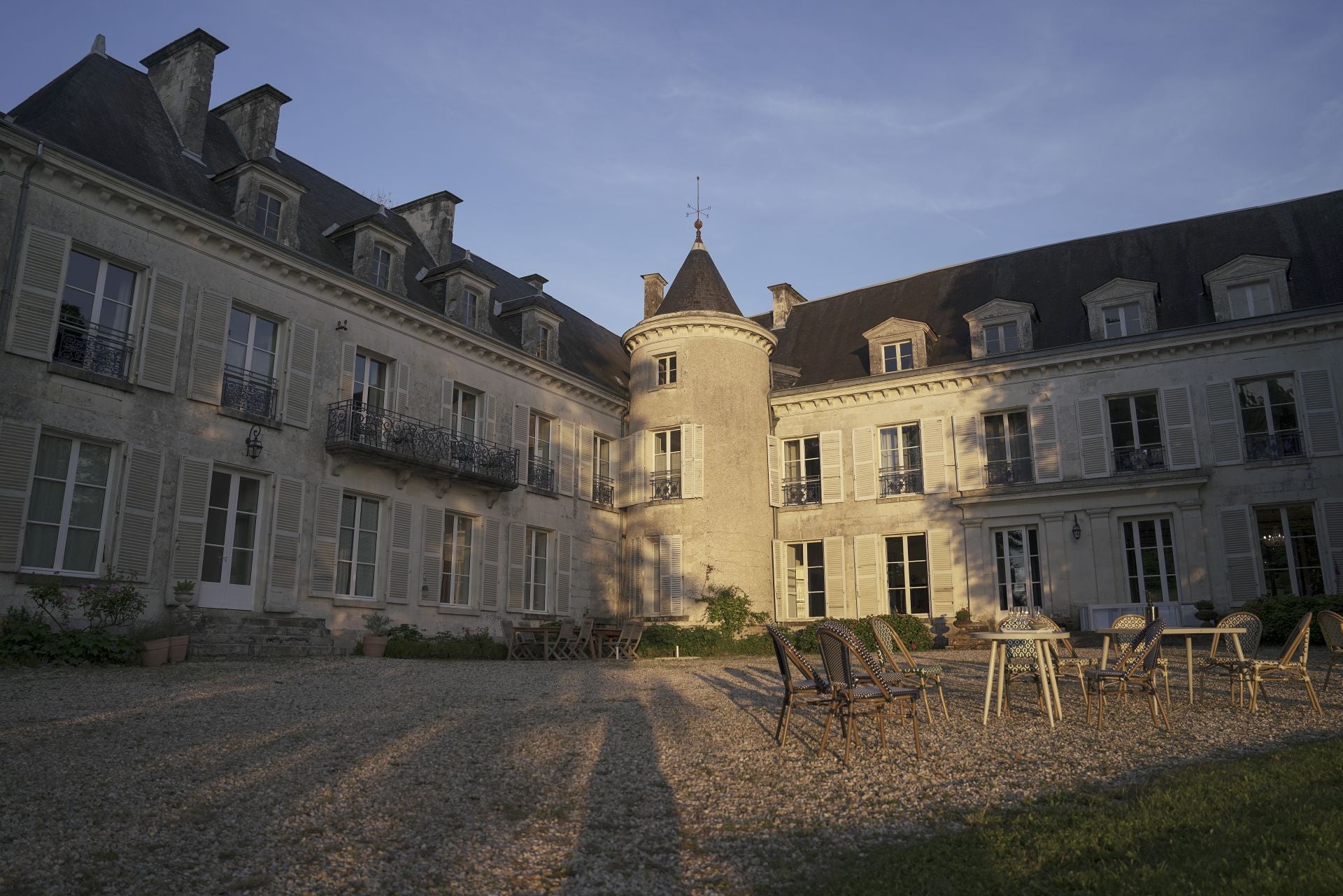 Château de Charnizay, castillo en la región de Turena, en el valle del Loira. Charnizay, Francia.