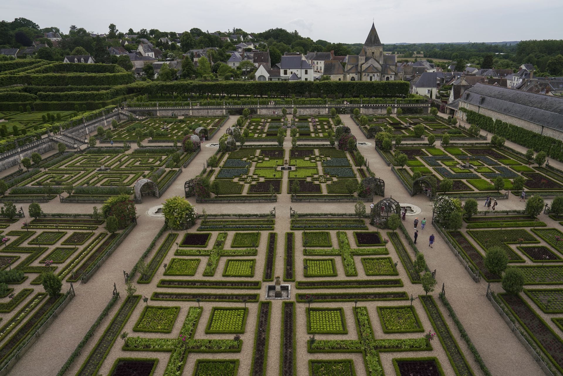 Jardines y castillo de Villandry, el último de los grandes castillos edificados en el Renacimiento en el valle del Loira. Villandry (Francia). 