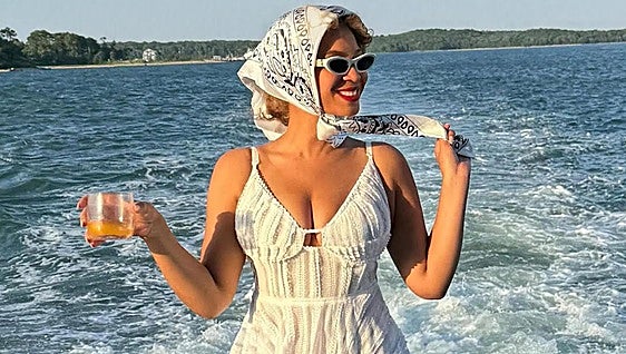 Charo Ruiz llega a los Hamptons con Beyoncé