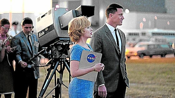 'Fly Me To The Moon': Scarlett Johansson vende la Luna
