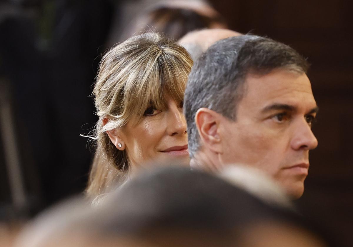 Pedro Sánchez y Begoña Gómez el pasado junio durante los actos del décimo aniversario de la proclamación de Felipe VI