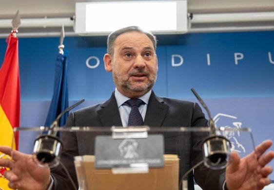 José Luis Ábalos durante la rueda de prensa en el Congreso de este miércoles.