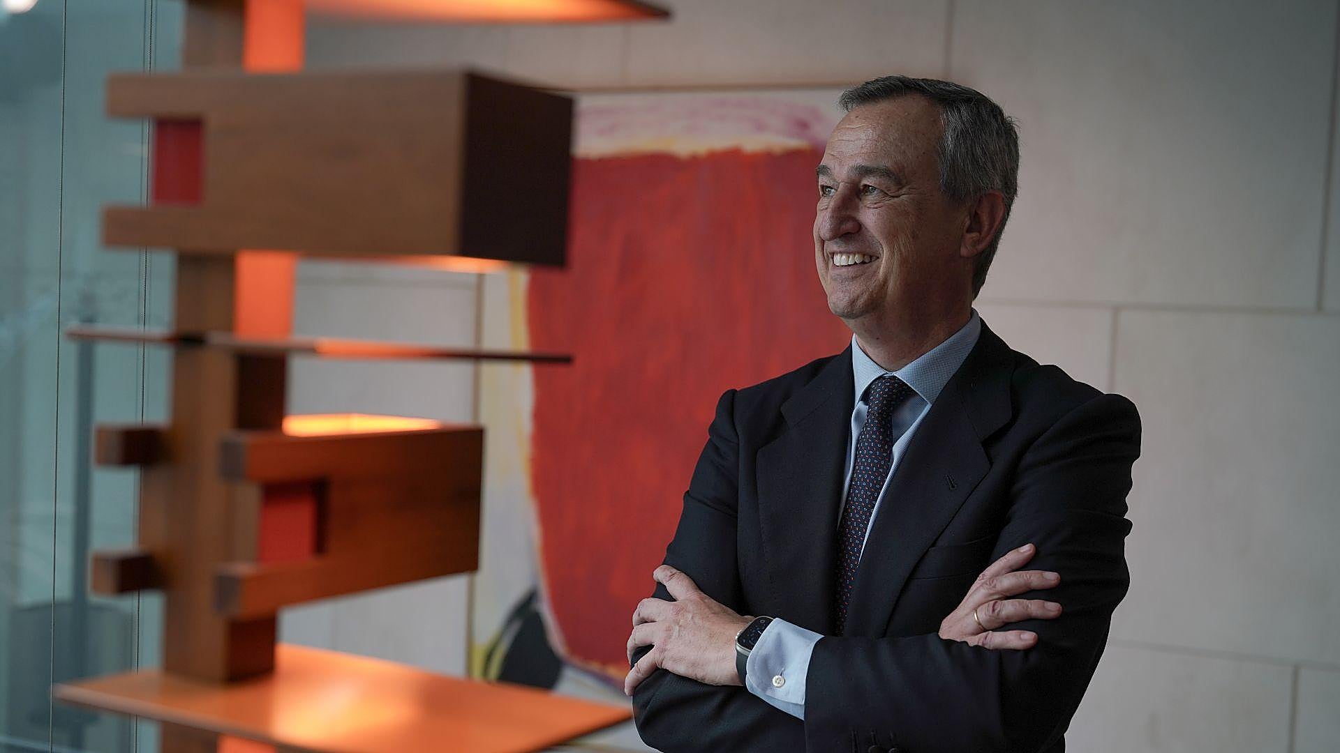 サバデル銀行のCEO、セサル・ゴンザレス・ブエノ氏：「BBVAの買収提案に関して主要株主が懸念しているのは、政府が合併を阻止していることだ」