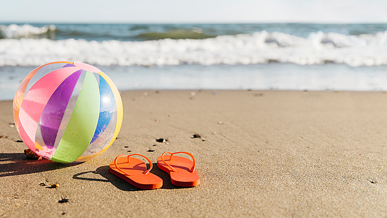 ¿Y tú a qué juegas? Diviértete en la playa y en la piscina con esta selección de pelotas hinchables