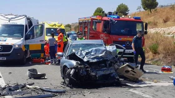 Un matrimonio de 47 años y su hija y una joven de 18 años fallecen en un brutal accidente de tráfico en Málaga