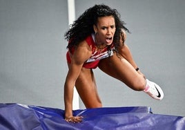María Vicente, en el momento de la rotura del tendón de Aquiles en el Mundial de Pista Cubierta en Glasgow