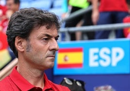 Santi Denia, en el partido de cuartos de final contra Japón