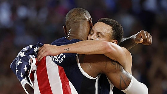 Curry decide un oro con suspense para Estados Unidos