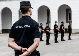 Agente de la Policía Nacional.