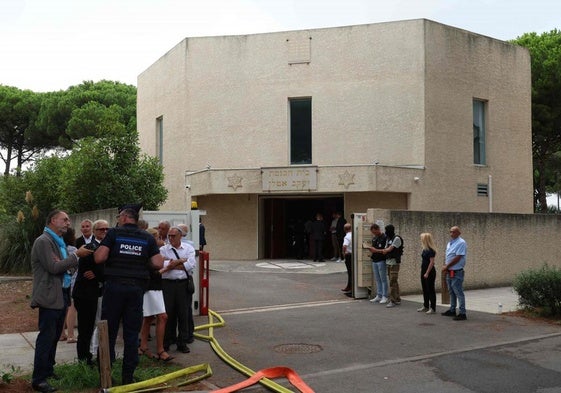 La sinagoga de la localidad francesa de La Grande-Motte atacada.