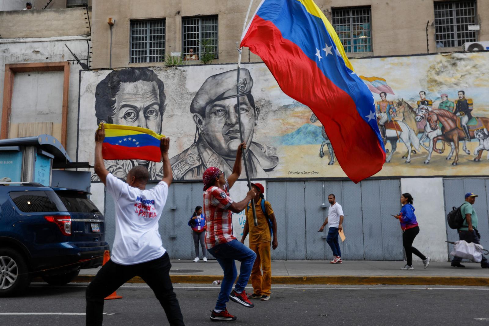 Manifestación a favor de la nueva Ley contra el Fascismo, el Neofascismo y Expresiones Similares,