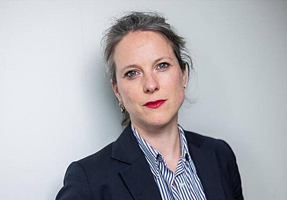 Lucie Castets, responsable de finanzas del Ayuntamiento de París, era la persona propuesta por el Nuevo Frente Popular (NFP).