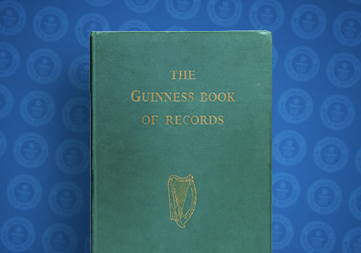 Uno de los primeros ejemplares del libro Guinness