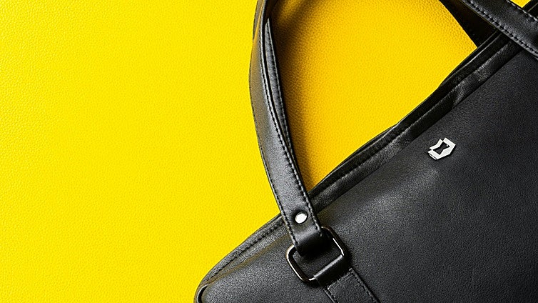 Tus mejores aliados para la  vuelta a la oficina serán los bolsos XXL