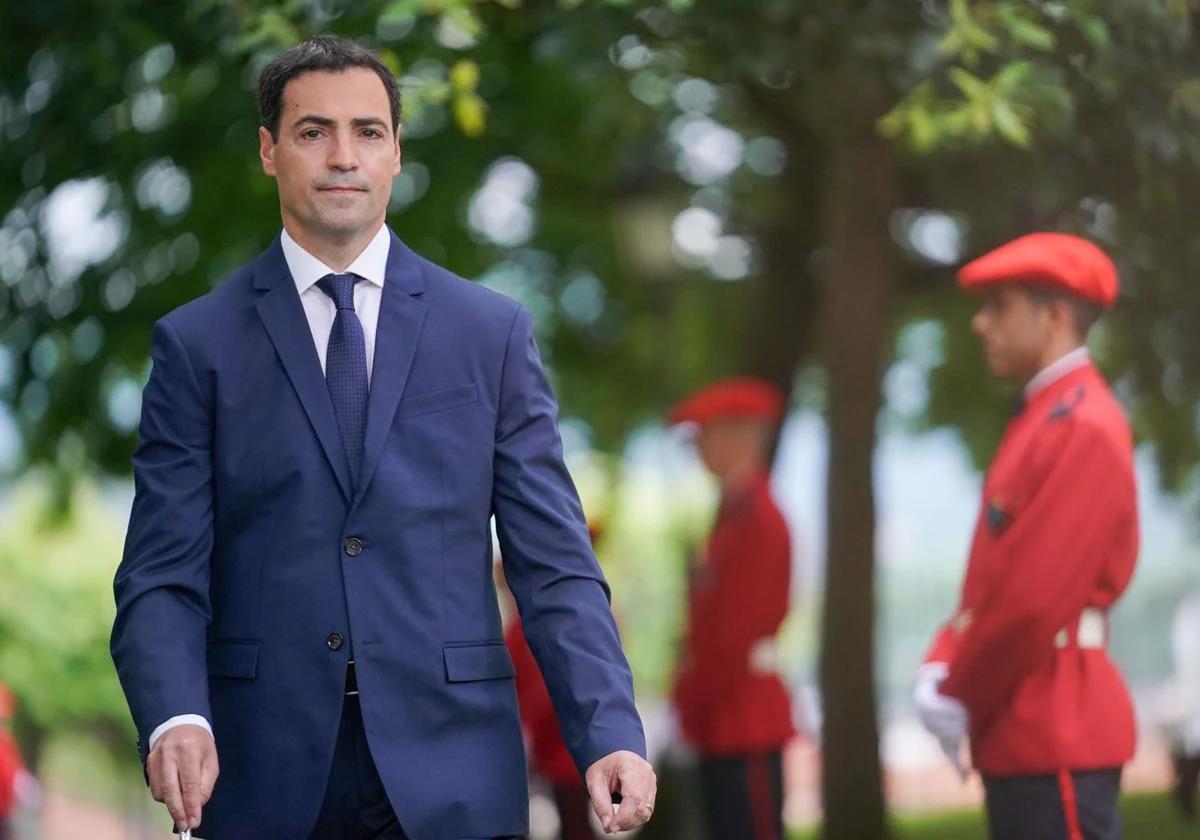 El lehendakari Pradales el día de su jura ante el árbol de Gernika.