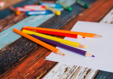 Vuelta al Cole: los lápices de colores que tu peque necesita para el próximo curso