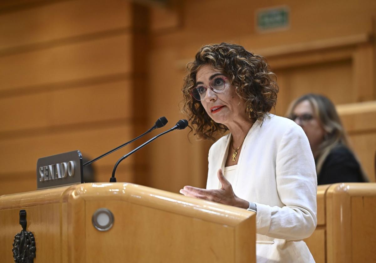 La ministra María Jesús Montero, durante su comparecencia en el Senado.