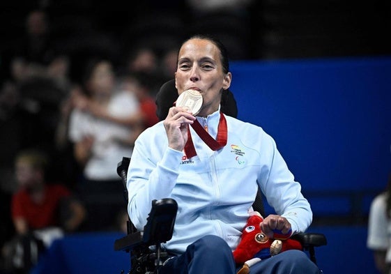 Teresa Perales, con la medalla de bronce