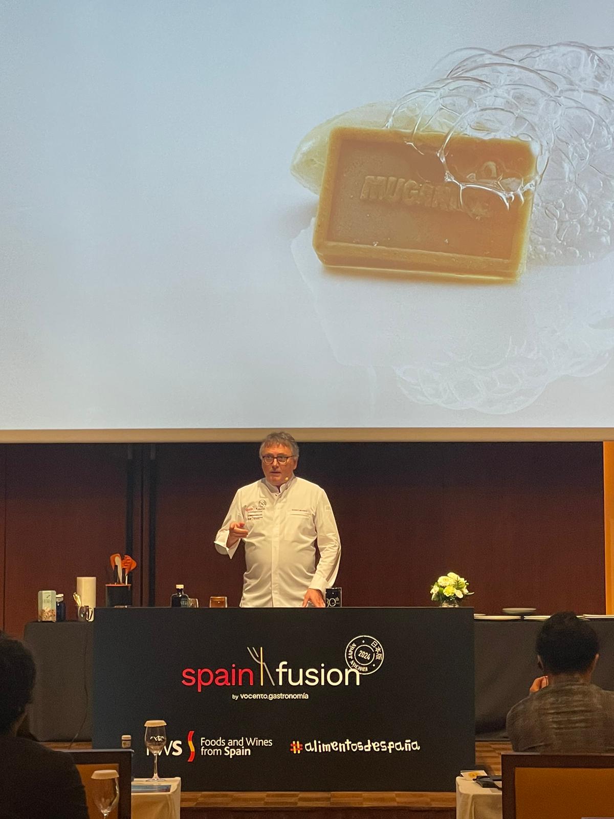 Andoni Luis Aduriz durante su ponencia.