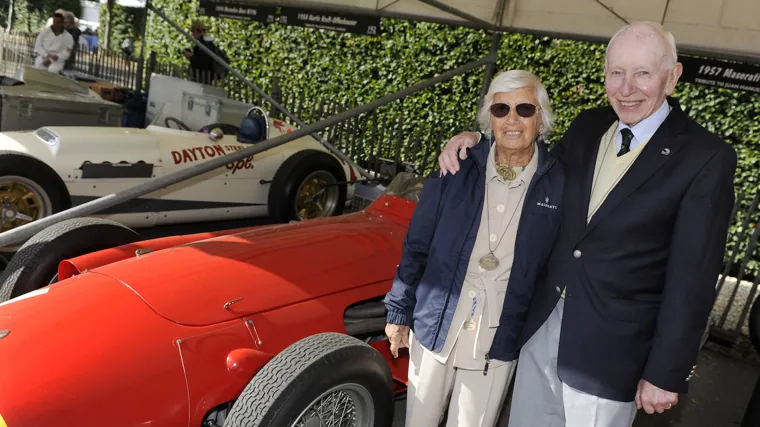 Con John Surtess en el Goodwood Revival de 2011, cinco años antes de su fallecimiento