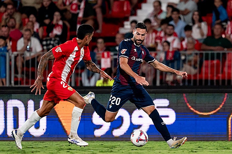 Almería y Eibar se reparten los puntos al igualar a dos