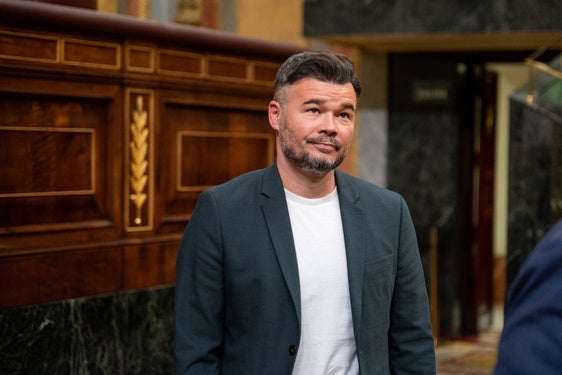 El portavoz parlamentario de ERC, Gabriel Rufián, durante el pleno del Congreso de los Diputados celebrado este martes en Madrid