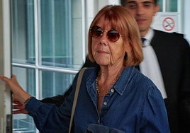 Gisèle Pelicot, la víctima de las violaciones que organizaba su marido.